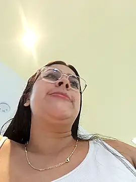 Snapshot of Latina_sexy1 chatting on 01-15-26, 02:21 Latina sexy1 online show from 01-15-26, 02:21