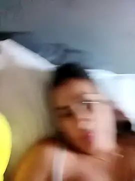 Snapshot of Latina_sexy1 chatting on 02-21-26, 04:41 Latina sexy1 online show from 02-21-26, 04:41