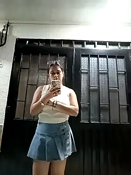 Snapshot of Latina_sexy1 chatting on 04-13-26, 12:49 Latina sexy1 online show from 04-13-26, 12:49