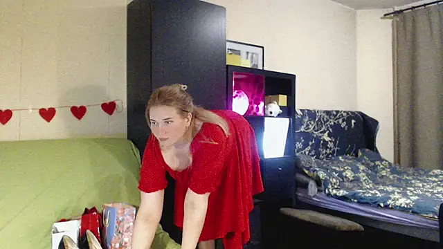 Snapshot of mmmPinUpGirl chatting on 03-14-26, 08:25 mmmPinUpGirl online show from 03-14-26, 08:25