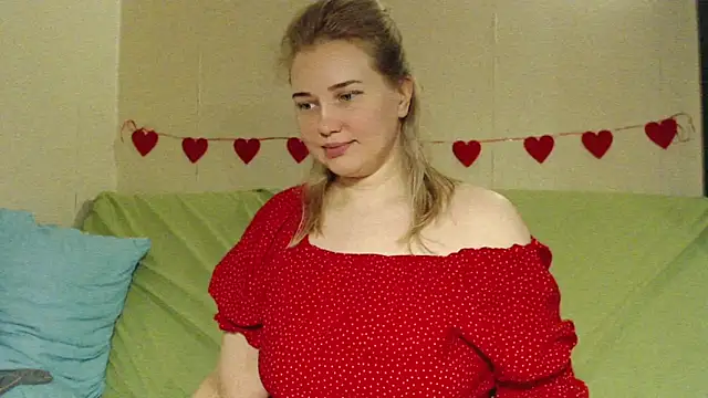 mmmPinUpGirl online show from 04-25-26, 11:13