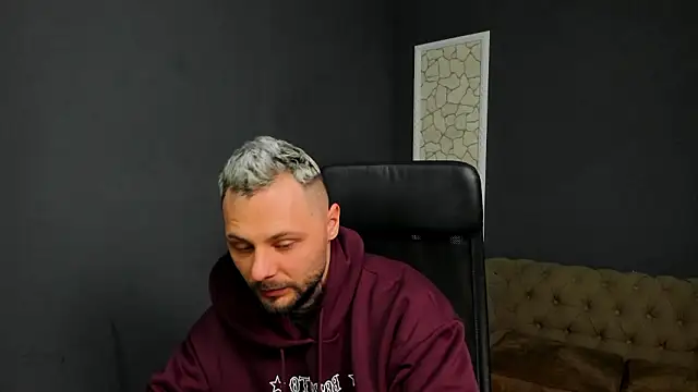 Snapshot of BrianHunts chatting on 01-17-26, 05:34 BrianHunts online show from 01-17-26, 05:34