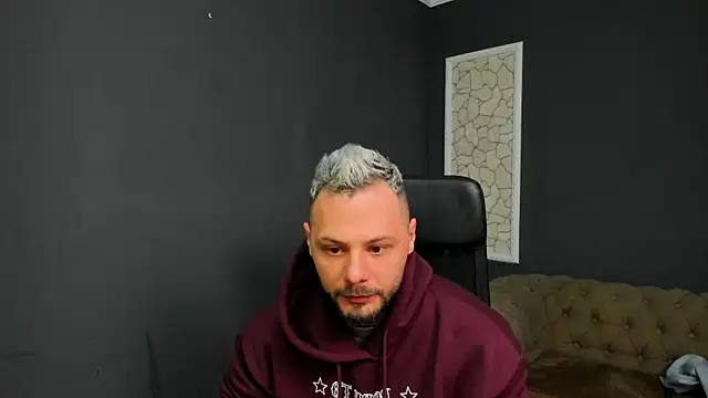 Snapshot of BrianHunts chatting on 01-18-26, 05:22 BrianHunts online show from 01-18-26, 05:22