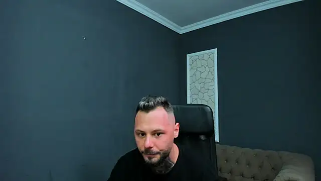 Snapshot of BrianHunts chatting on 03-13-26, 05:36 BrianHunts online show from 03-13-26, 05:36