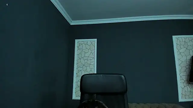 Snapshot of BrianHunts chatting on 04-08-26, 04:56 BrianHunts online show from 04-08-26, 04:56