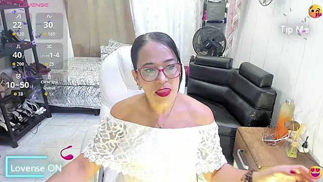 Snapshot of Chanel_Doll_ chatting on 01-16-26, 09:46 Chanel Doll online show from 01-16-26, 09:46