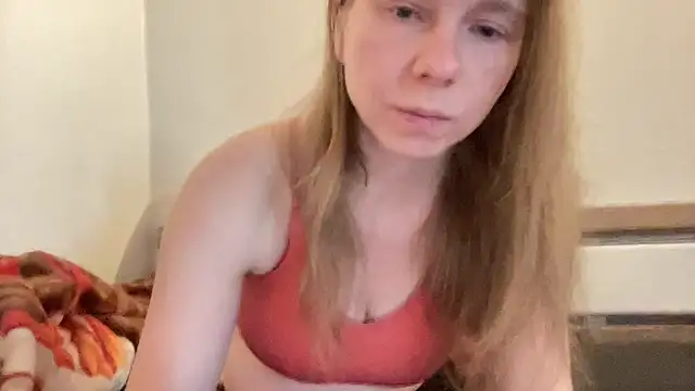 SweetLucy96 online show from 03-19-25, 10:00