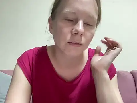 SweetLucy96 online show from 10-25-25, 10:23