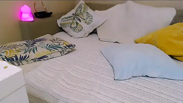 OLIVIA CANDY online show from 09-16-25, 05:19