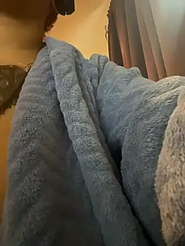 nickytheehawtie online show from 03-28-26, 01:43