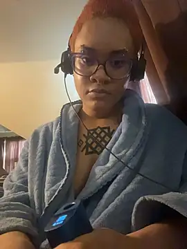 nickytheehawtie online show from 04-02-26, 04:15