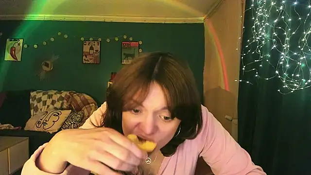ClancyMorissey online show from 05-19-26, 06:03