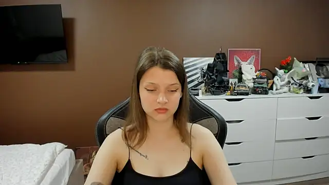 SoniNesti online show from 05-22-26, 02:33