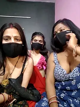 cutee  crazy online show from 03-11-26, 02:23