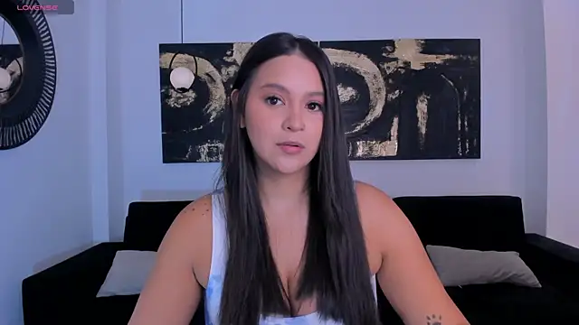 ToriCrossX online show from 11-19-25, 01:22