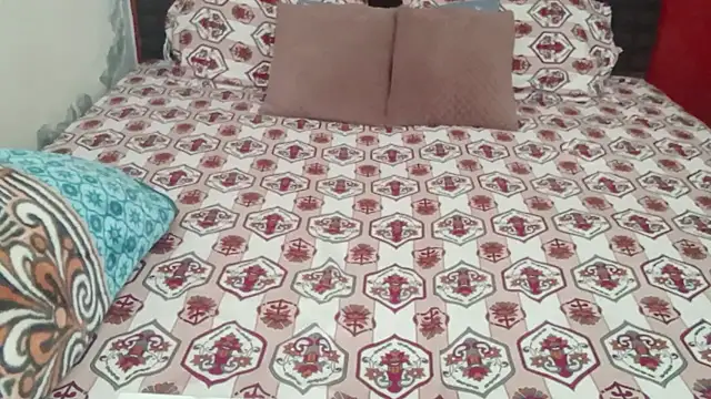 Snapshot of yoursnishaa chatting on 03-09-25, 07:34 yoursnishaa online show from 03-09-25, 07:34