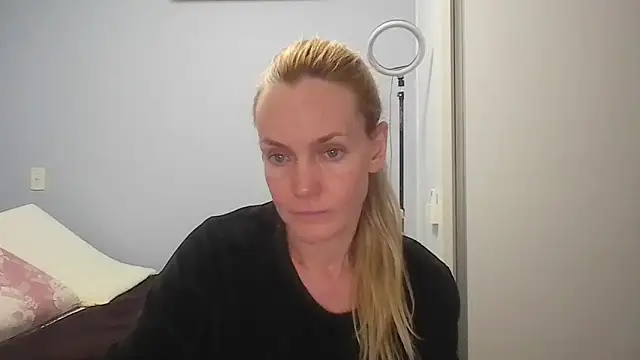 Annylove1 online show from 05-17-26, 12:30