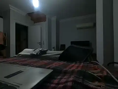 Snapshot of ALPHANDRE chatting on 04-13-26, 06:13 ALPHANDRE online show from 04-13-26, 06:13