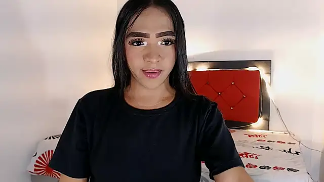 Snapshot of sofiaxdollxxx chatting on 06-12-26, 05:39 sofiaxdollxxx online show from 06-12-26, 05:39