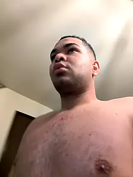 Snapshot of marhi32 chatting on 11-20-25, 12:27 marhi32 online show from 11-20-25, 12:27