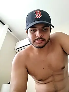 Snapshot of jurick938 chatting on 10-31-25, 03:24 jurick938 online show from 10-31-25, 03:24