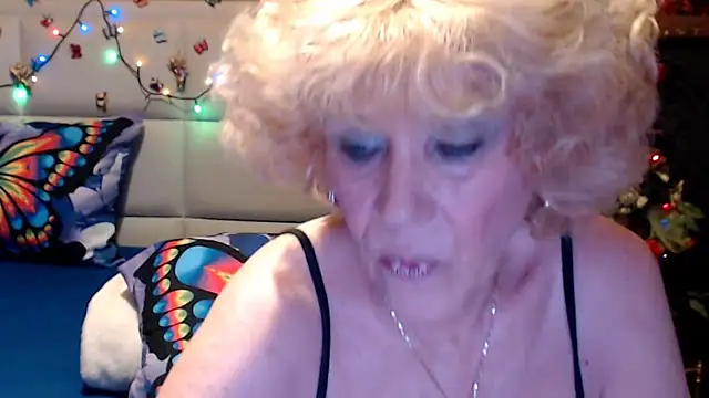 HappyWomanOn online show from 05-04-26, 08:32