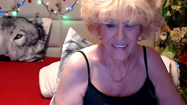 HappyWomanOn online show from 05-26-26, 09:16