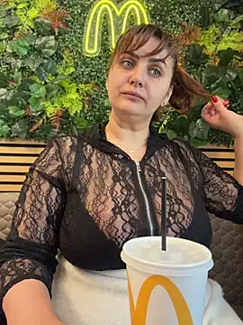 AnneKane online show from 04-15-26, 08:21