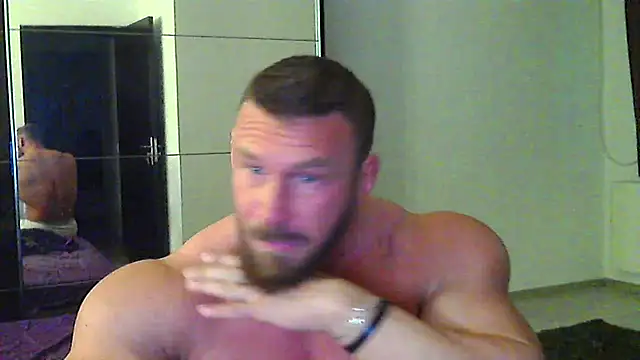 muscularkevin online show from 05-07-26, 03:23