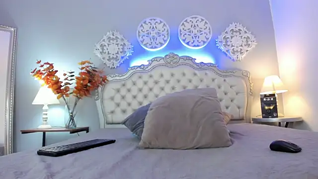 Snapshot of Susaan_Miilf chatting on 10-09-25, 04:49 Susaan Miilf online show from 10-09-25, 04:49