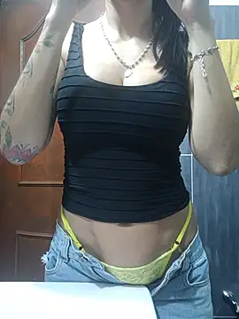 LunaZambrano online show from 07-02-26, 03:23