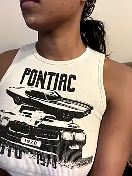 Snapshot of CandyLuxxxx chatting on 12-05-24, 04:34 CandyLuxxxx online show from 12-05-24, 04:34