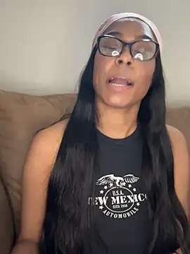 Snapshot of CandyLuxxxx chatting on 12-07-24, 09:11 CandyLuxxxx online show from 12-07-24, 09:11