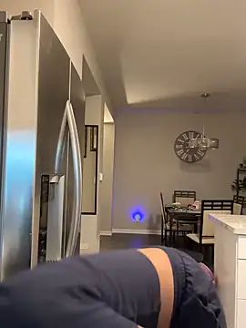 Snapshot of CandyLuxxxx chatting on 12-31-24, 01:15 CandyLuxxxx online show from 12-31-24, 01:15