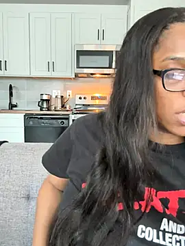 Snapshot of CandyLuxxxx chatting on 09-20-25, 08:54 CandyLuxxxx online show from 09-20-25, 08:54