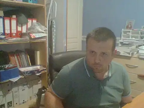 manubm03 online show from 05-06-26, 04:56