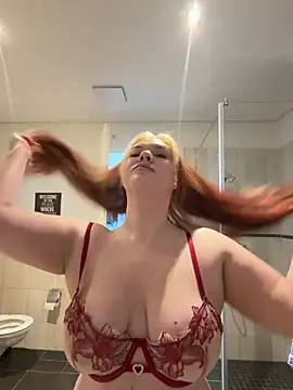 AnjaAmelia online show from 03-08-26, 11:14