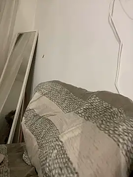 KrisMagnoly online show from 04-08-26, 11:16