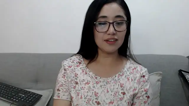 YummymeowW online show from 01-24-25, 09:15