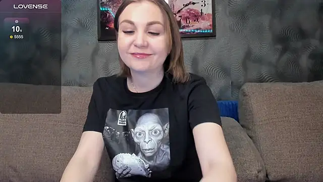 CassieMils online show from 04-01-26, 08:48