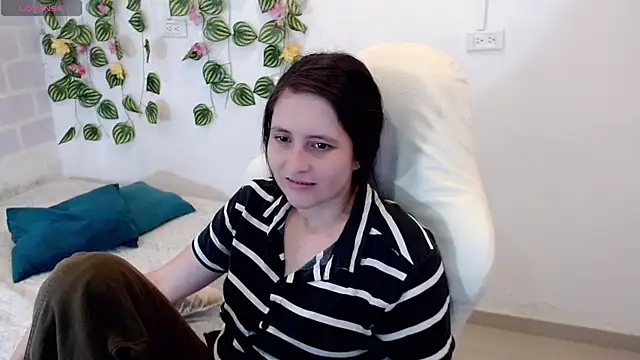 tania sweet   online show from 03-25-26, 07:53