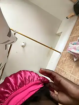 Snapshot of Tayra_Siny chatting on 01-10-26, 06:09 Tayra Siny online show from 01-10-26, 06:09