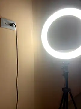 Snapshot of Tayra_Siny chatting on 01-19-26, 04:16 Tayra Siny online show from 01-19-26, 04:16