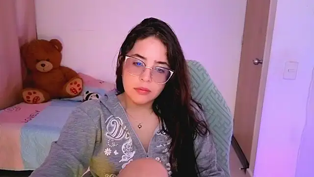  alicia z online show from 03-18-26, 07:06