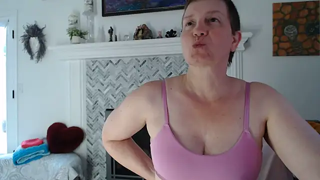 AuroraWillows online show from 05-21-26, 02:35