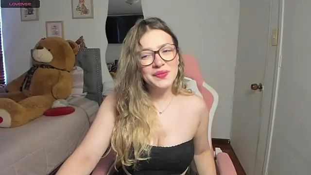 samysweet 8 online show from 05-17-26, 06:04