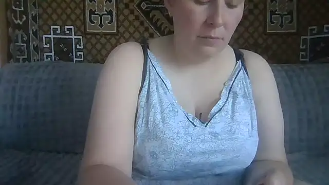 Snapshot of Diana_Britt chatting on 06-18-26, 06:57 Diana Britt online show from 06-18-26, 06:57