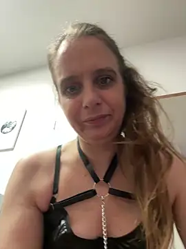 LadyChantale online show from 05-20-26, 05:57
