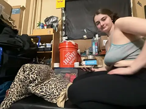 Snowbunnycake 131 online show from 05-03-26, 08:26