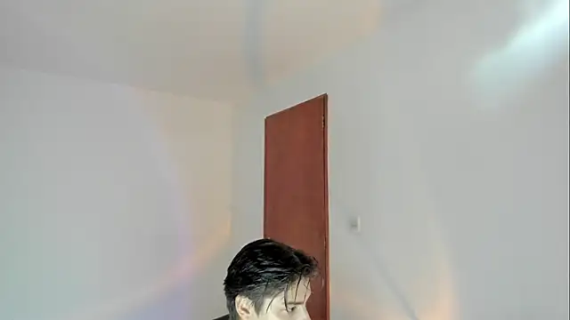 Snapshot of Giordano_Russo chatting on 02-28-26, 01:56 Giordano Russo online show from 02-28-26, 01:56